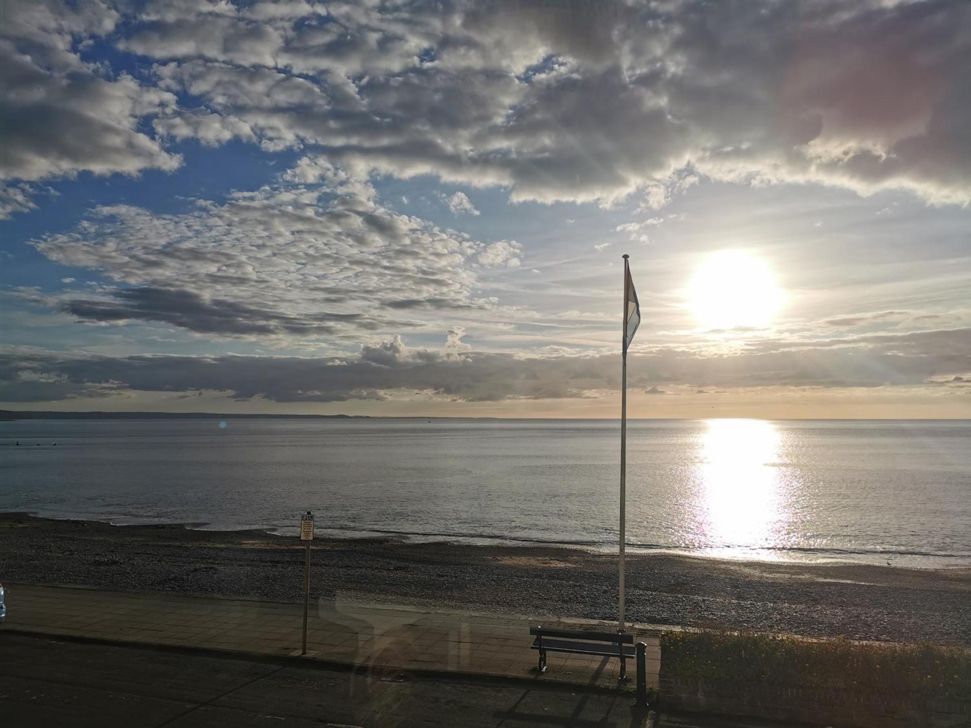 Lovely Seafront 2 Bed Flat In Aberystwyth Apartamento Exterior foto