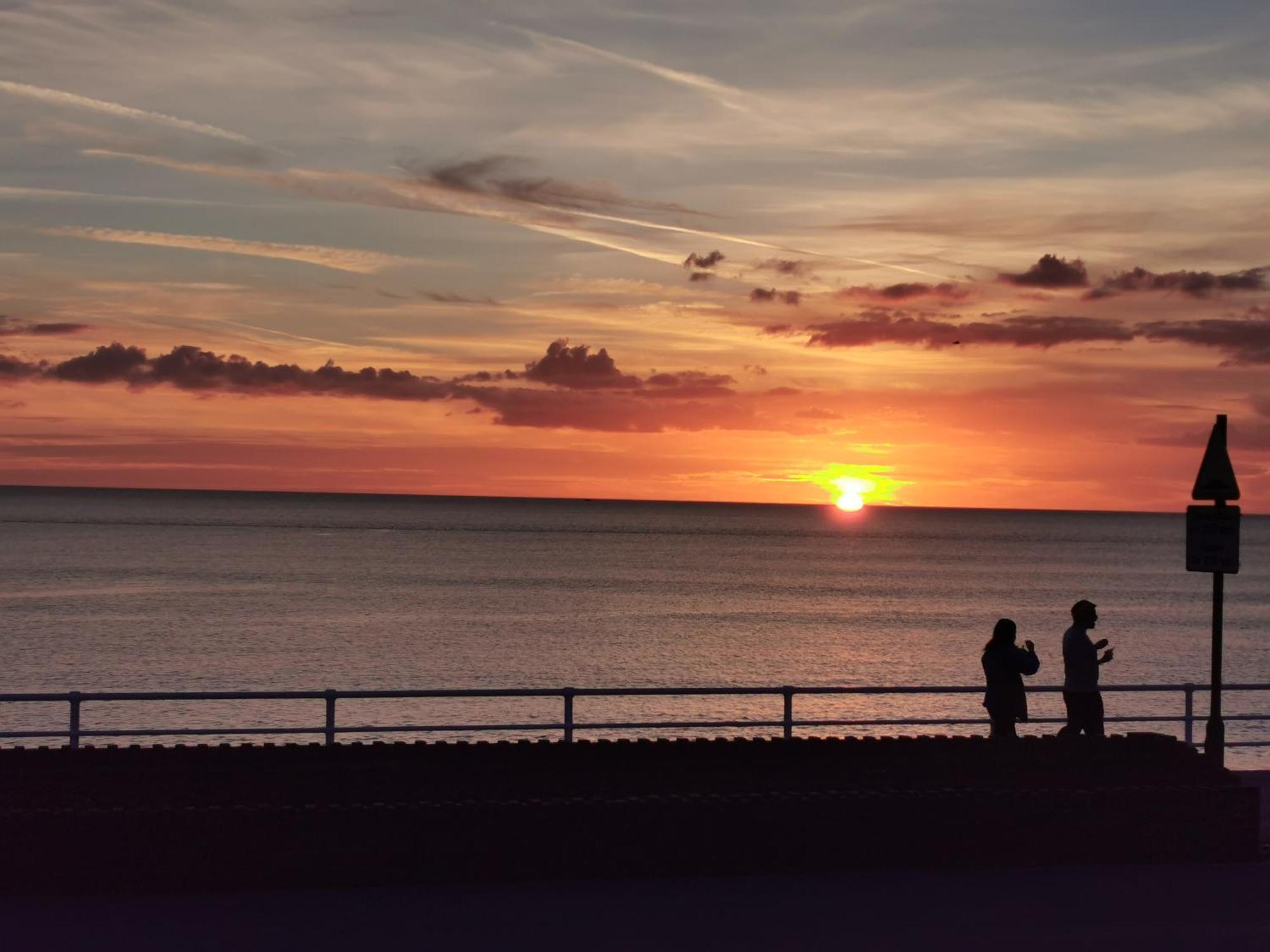 Lovely Seafront 2 Bed Flat In Aberystwyth Exterior foto